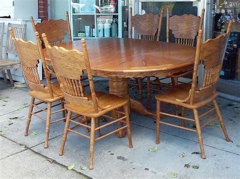 UHURU FURNITURE & COLLECTIBLES: SOLD #13268 Country Oak Dining Set: 48" Diameter Table with Leaf ...