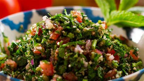 How to make the perfect taboule or tabbouleh - Easy Meals with Video Recipes by Chef Joel Mielle ...