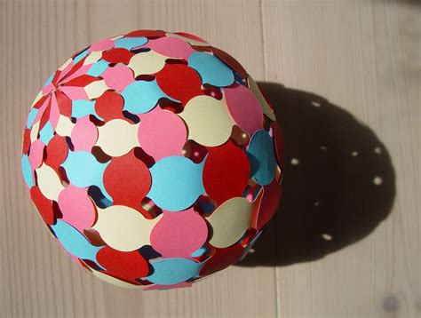 [8+] New Papercraft Ball - [+] FREEDOM