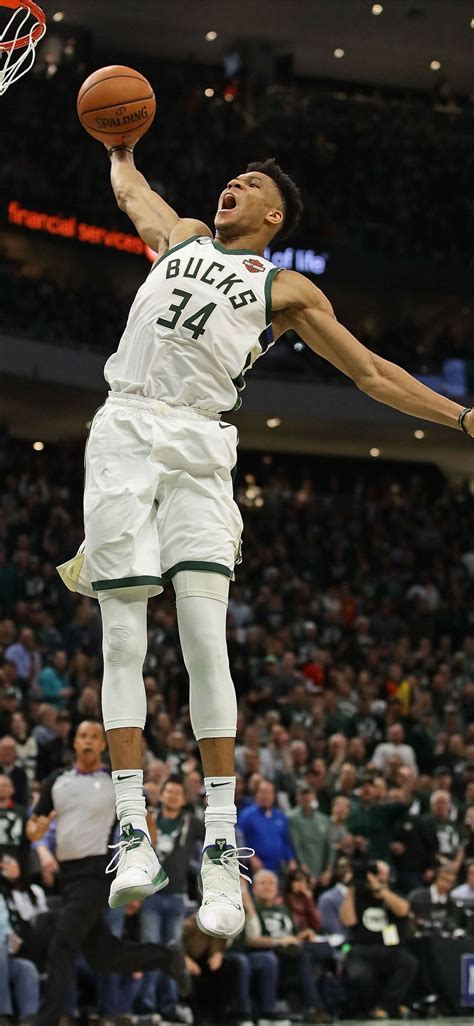 Giannis Antetokounmpo Dunk Top Free Giannis iPhone X Wallpapers Free ...