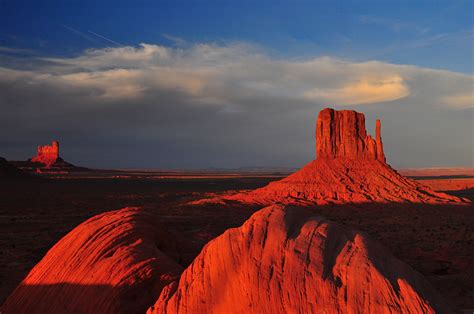 Monument Valley Navajo Tribal Park (Photo credit to NOAA) [4288 x 2848 ...