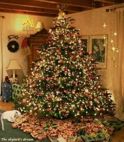 burning christmas tree gif - Martina Harms