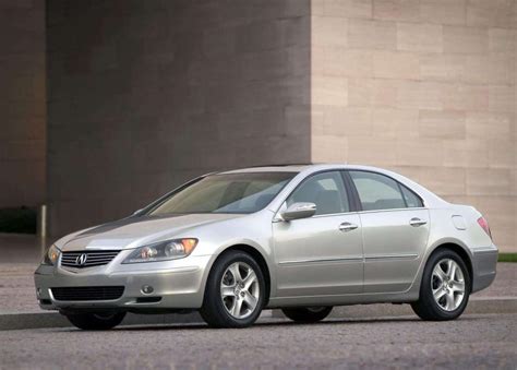 The 2005 Acura RL Will Have You Living Large for Under $7,000