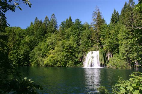 Plitvice Waterfalls - The World's Largest Waterfall Network