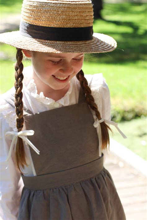 Anne of Green Gables Costume - Megan Nielsen Patterns Blog