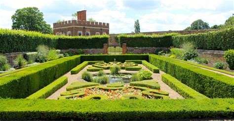 Hampton Court Palace Gardens