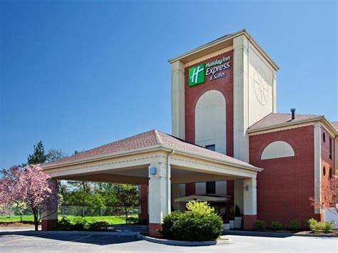 Holiday Inn Express Milford Hotel (Milford (CT)) - Deals, Photos & Reviews