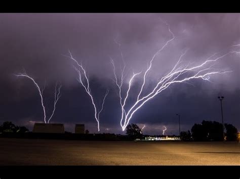 INCREDIBLE Upward Lightning (Ground to Cloud) - May 18, 2017 - YouTube