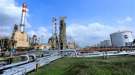 Dirut Pertamina: Operasional Kilang Cilacap Tidak Terganggu Kebakaran ...