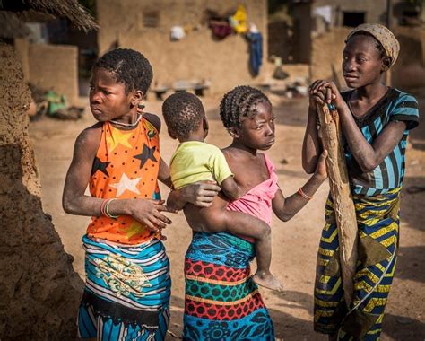 Burkina Faso's People & Life Style: Dorte Verner photographs and writes ...