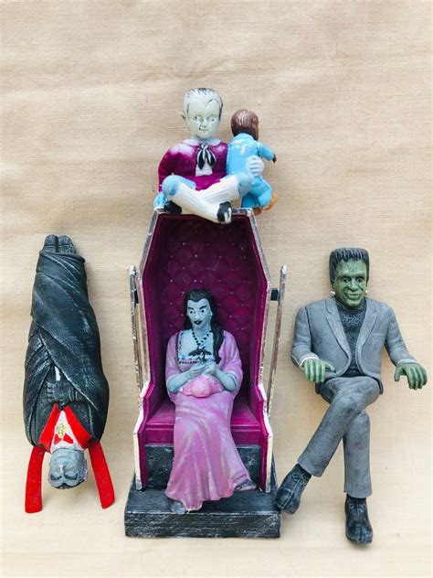 Vintage 1960s the Munsters Plastic Model Kit Figures - Etsy