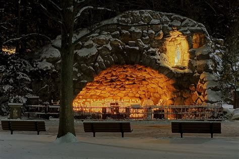 Notre Dame Grotto | HDR night view of the University of Notr… | Flickr