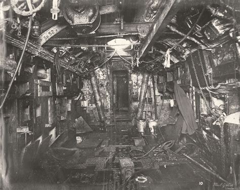 Photos From Inside A Captured First World War German U-Boat (1918 ...