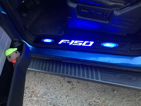 09-14 F150 Recon F150 Logo Illuminated Sill Plates 264321FD