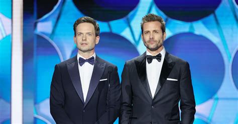 'Suits' Cast Reunion At The Golden Globe Awards Goes Viral