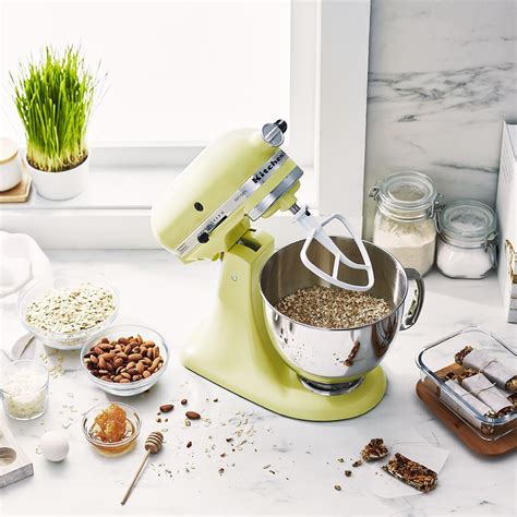 Kitchenaid revealed the most popular stand mixer colors in every state ...