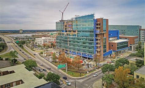 Crafty Execution Delivers Charleston Hospital on Tight Site | 2019-01-08 | Engineering News-Record