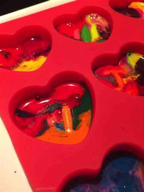 Melted Crayon Heart Valentines Melted Crayon Molds, Melted Crayon Heart ...