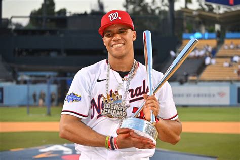 Juan Soto turns uses power to edge Julio Rodriguez in Home Run Derby ...