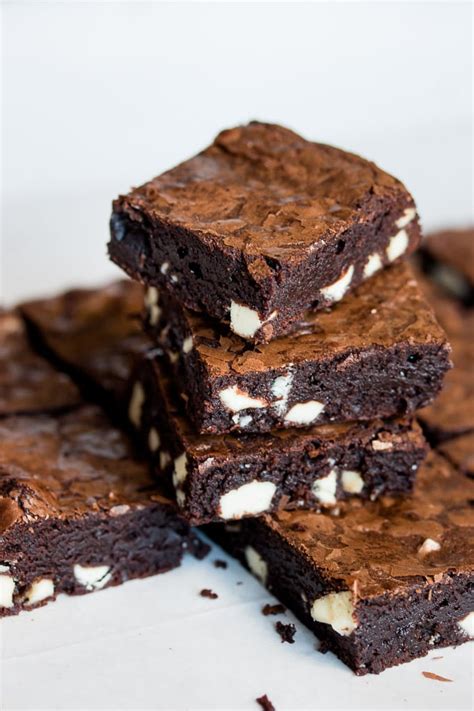 White Chocolate Chip Brownies - Pretty. Simple. Sweet.