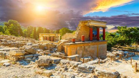 Knossos & Heraklion city (starting from Chania) | GO TOUR