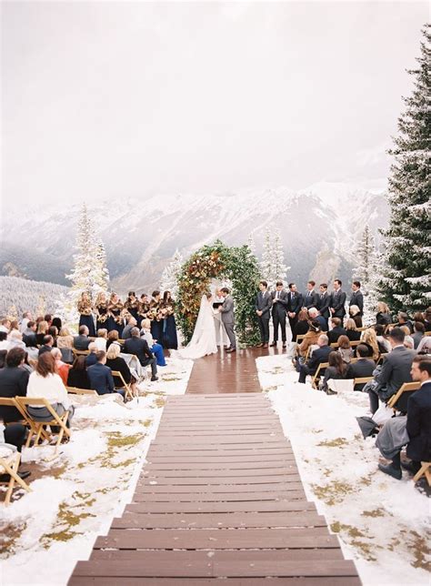 10 Things All Guests Love at Winter Weddings | Outdoor winter wedding ...