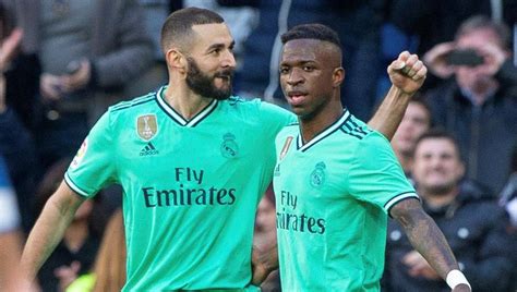 Benzema pierde la paciencia con Vinicius: “Levanta la cabeza (no juegas solo)”