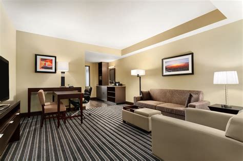 Embassy Suites #PrettyGreat two-room suites are spacious! # ...