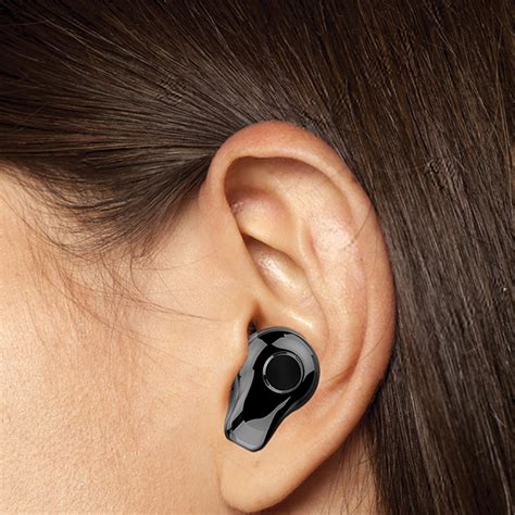 Smart Wireless Earbuds - Pred Technologies - light with secure-fit wing tips