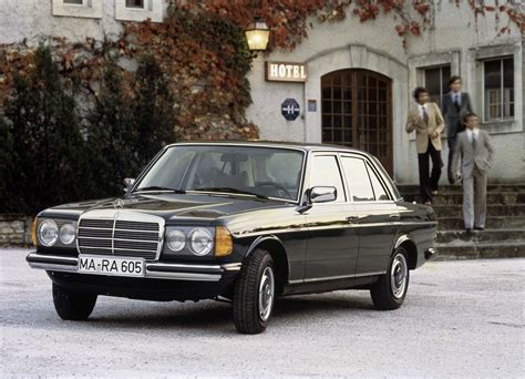 Mercedes-Benz Celebrates 40th Anniversary of the Legendary W123 E-Class ...