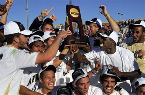 Akron Zips win national soccer title Links: Wild final minutes before ...