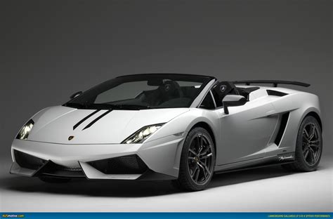 AUSmotive.com » Lamborghini Gallardo LP 570-4 Spyder Performante