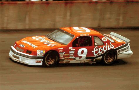 Bill Elliott racing in the 1988 Michigan 400. | Nascar race cars, Nascar cars, Nascar photos