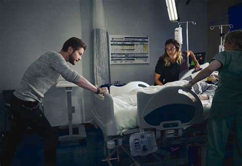 'The Resident' Sneak Peek: Conrad Runs to a Seriously Injured Nic's Side (VIDEO)