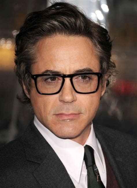 Famous Men Who Wear Glasses