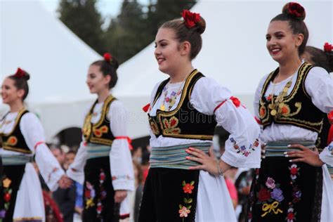 Serbian Folk Dance Ensemble Editorial Photo - Image of festival ...