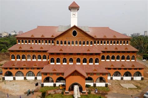 Kannur University, Kannur: Admission, Fees, Courses, Placements, Cutoff, Ranking