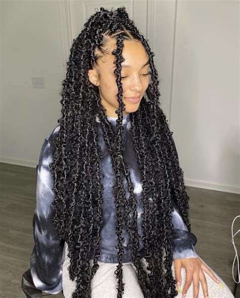 Butterfly locs 🦋 | Faux locs hairstyles, Locs hairstyles, Box braids ...