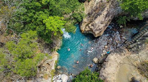 Hike and discover four of the Rincón de la Vieja Waterfalls