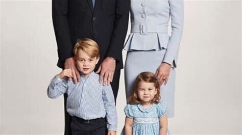 Duke And Duchess Of Cambridge Release New Family Portrait For Christmas ...