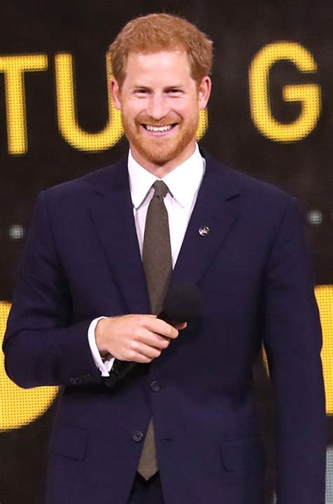 Prince Harry Takes the Stage from Prince Harry at the 2017 Invictus ...