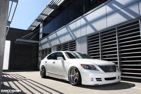 Custom Lexus LS460 Presented - autoevolution