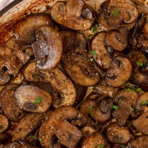 Sautéed Mushrooms Recipe (Easy Topping or Side) - Dinner, then Dessert