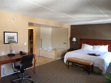 HAMPTON INN & SUITES POUGHKEEPSIE $110 ($̶1̶3̶1̶) - Updated 2022 Prices & Hotel Reviews - NY