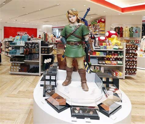 Legend of Zelda merch sells out at Nintendo TOKYO | The GoNintendo Archives | GoNintendo