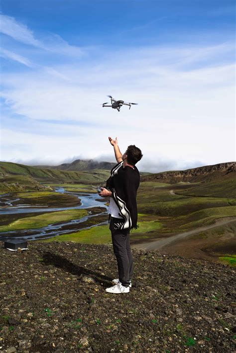 10 Best "Follow Me" Drones in 2022 | Digital Camera HQ