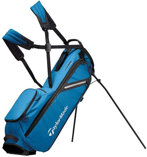 5 Ultra Light Golf Bags For Walking on the Course (Buying Guide)