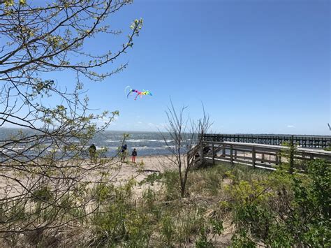 The Switchel Traveler: Silver Sands State Park