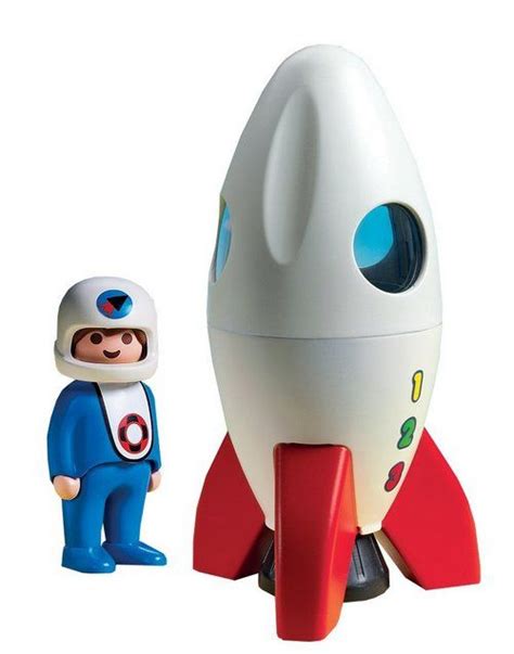 Space Toys For Toddlers to Let Them Explore the Galaxy