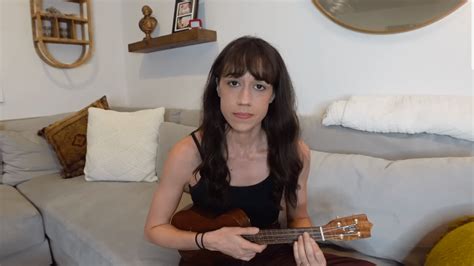 The Colleen Ballinger allegations and ukulele apology song, explained ...